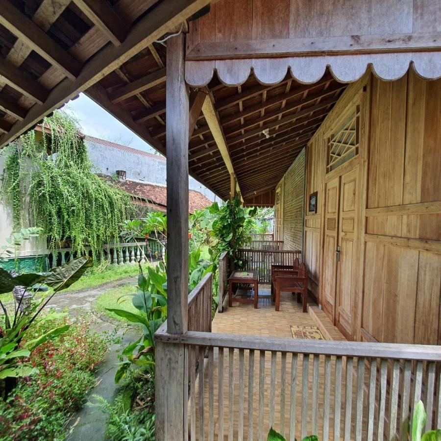 Pinarak Homestay Banyuwangi  Eksteriør bilde